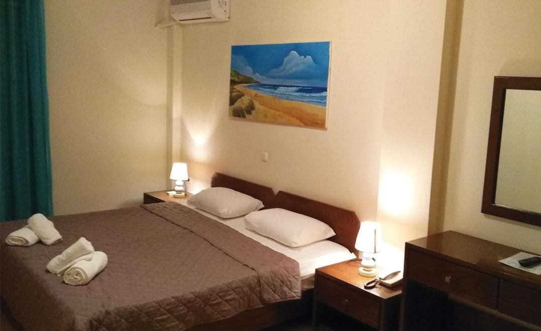 Hotel Arethousa Лутра Едипсу Екстериор снимка