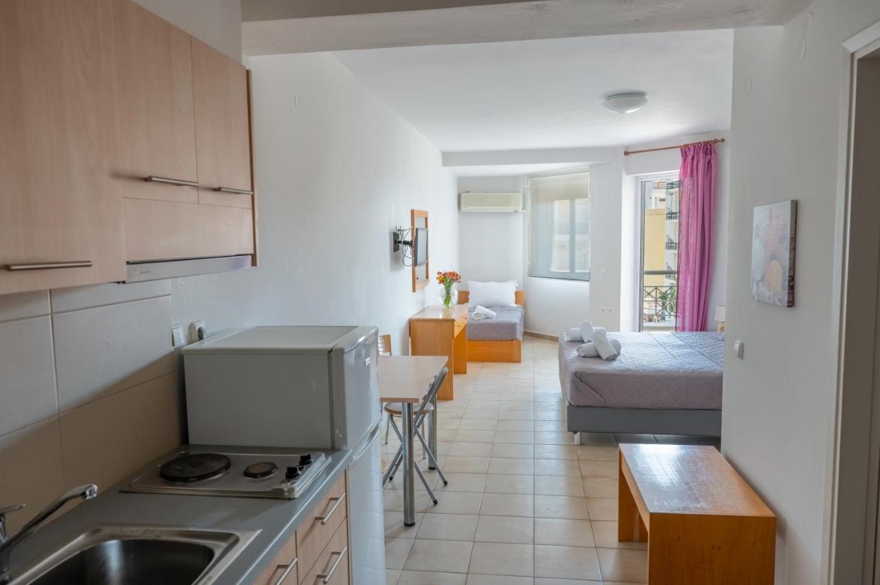 Hotel Arethousa Лутра Едипсу Екстериор снимка