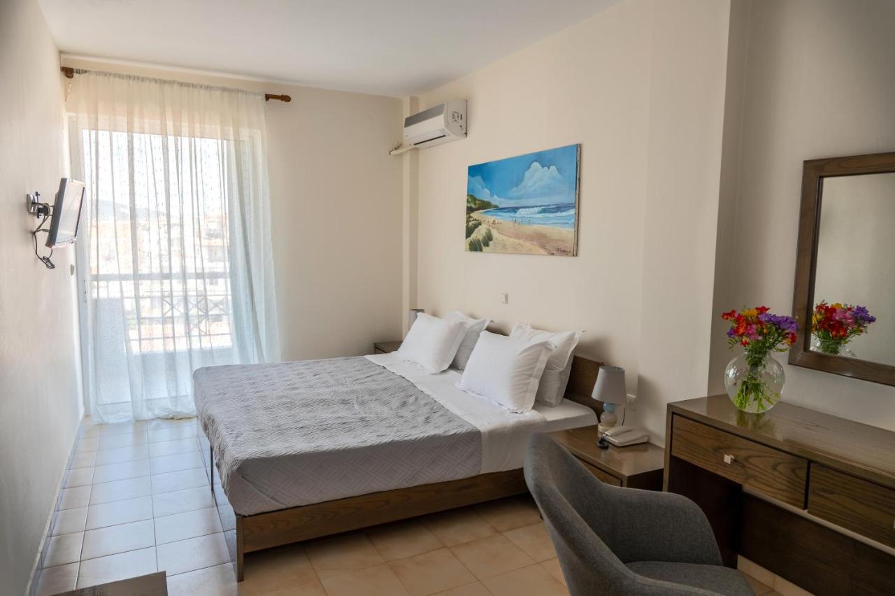 Hotel Arethousa Лутра Едипсу Екстериор снимка